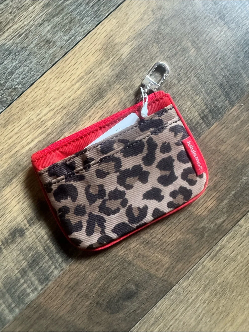 Lululemon Clippable Card Pouch – Leopard Print Coin Pouch with Red Trim - Picture 4 of 5